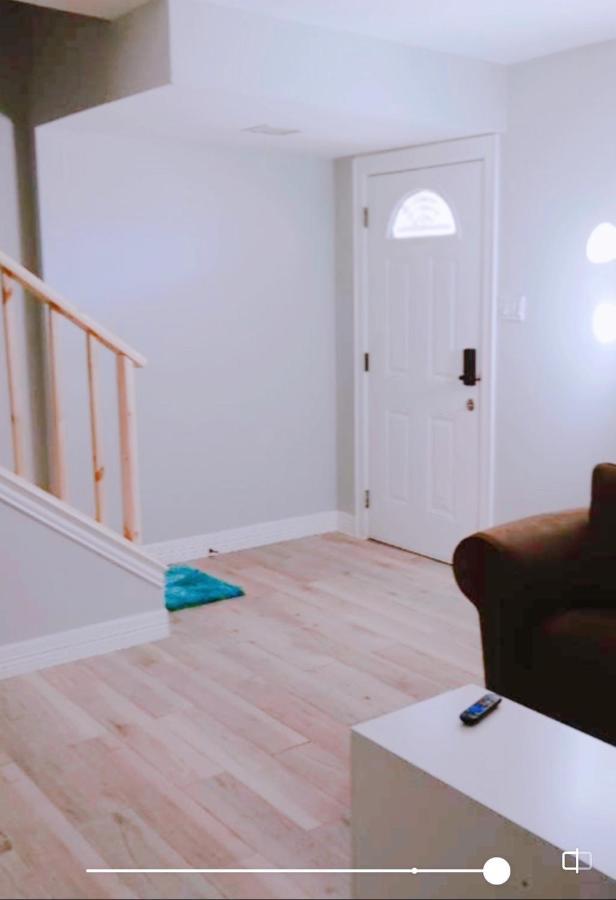 77072 New Remodeled Cute Townhome Sw Houston Exterior foto