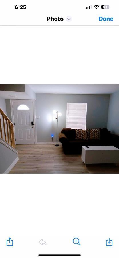 77072 New Remodeled Cute Townhome Sw Houston Exterior foto