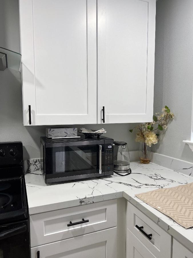 77072 New Remodeled Cute Townhome Sw Houston Exterior foto